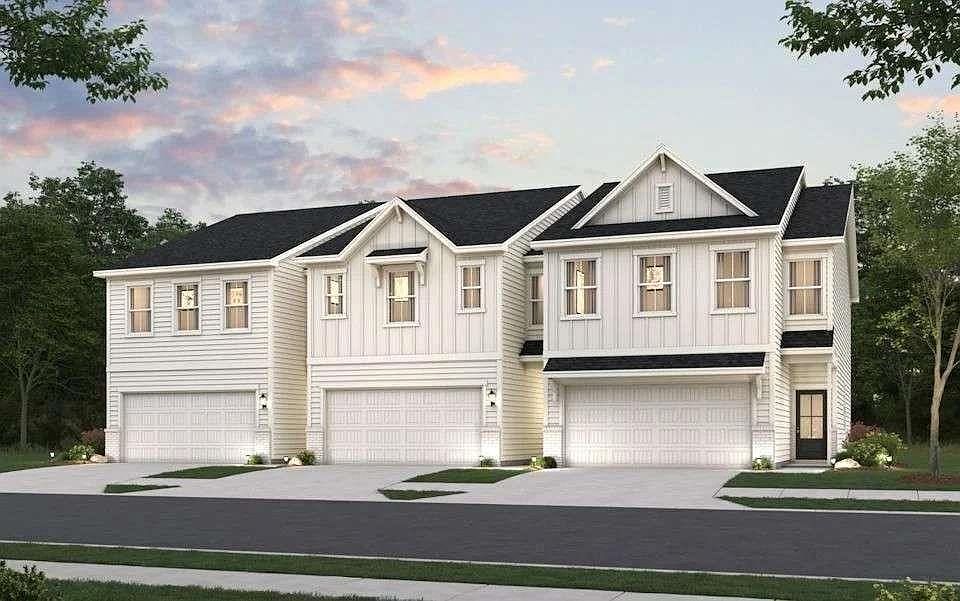 1st image of 7513 Clover Ln #121