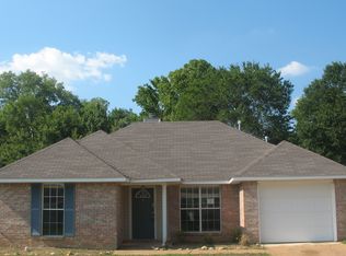 966 Bullrun Dr, Byram, MS 39272