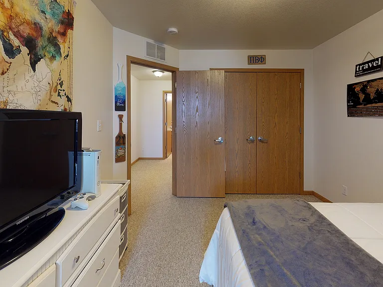 Campus Properties — Photo 6