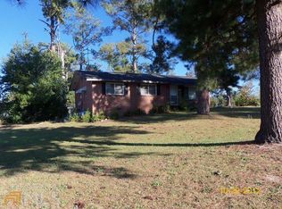 2737 Kent Dr, Macon, GA 31206