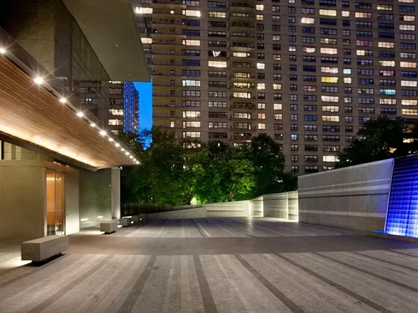 200 West 67th Street image 8 of 15
