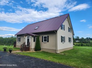 63 Durfee Rd, Buskirk, NY 12028