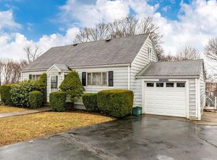 23 Jefferson Rd, Peabody, MA 01960