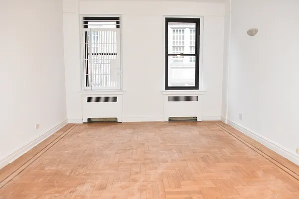 Rented by Brown Harris Stevens | media 22