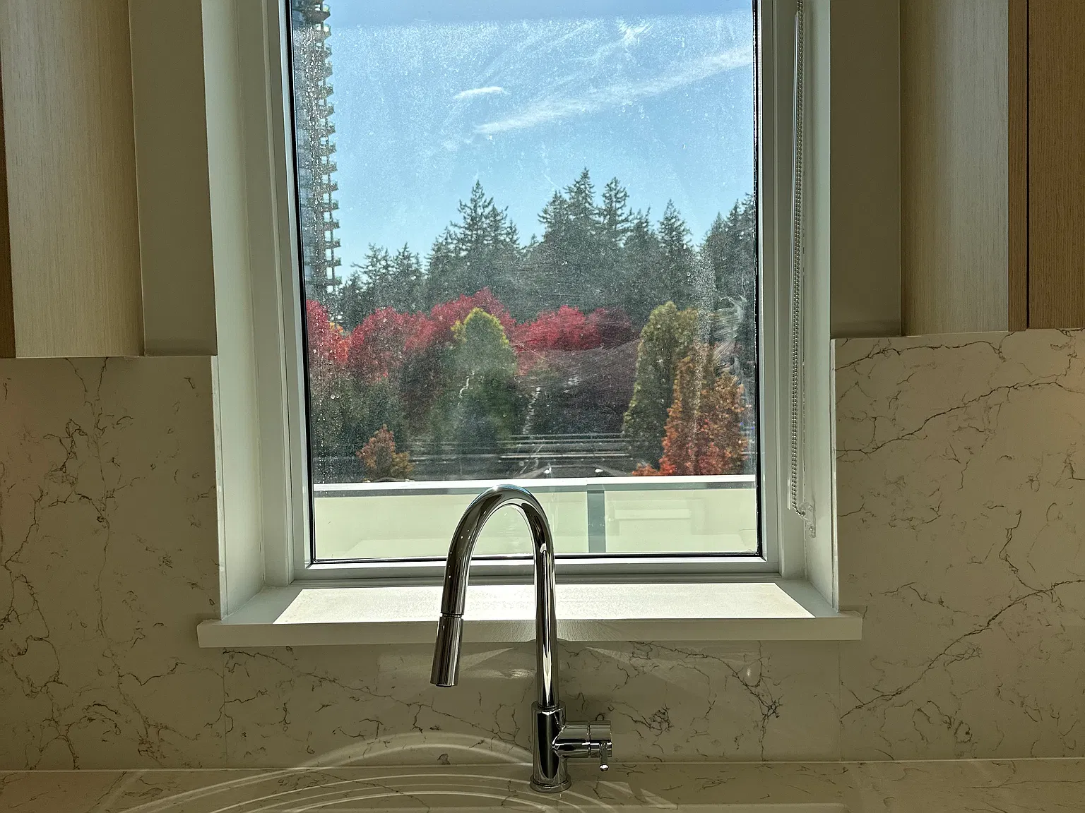 2 bed, 860 sqft, $3,300 — Photo 3