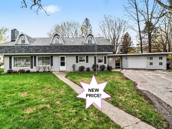 709 New William St, Ludington, MI 49431