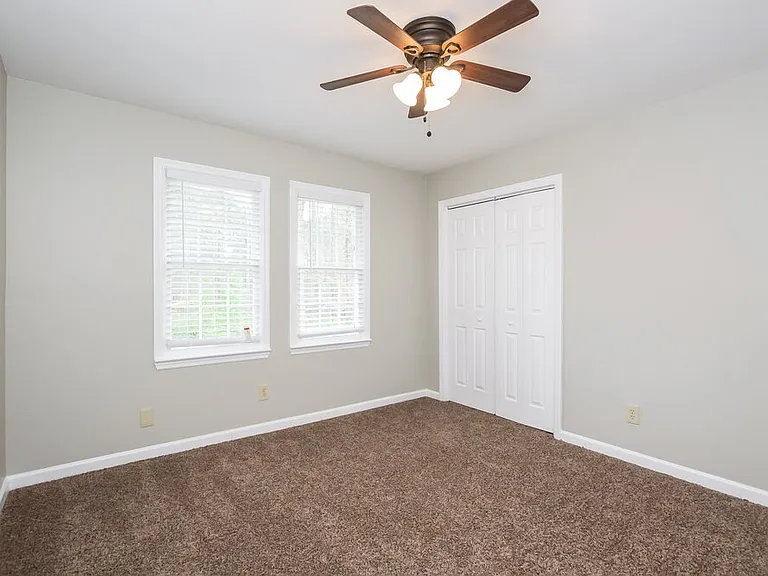 2906 Katy Ln SW — Photo 12