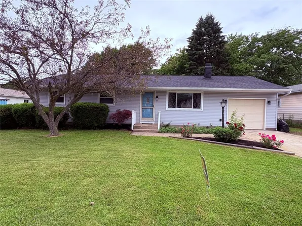 2810 E 28th St, Erie, PA 16510