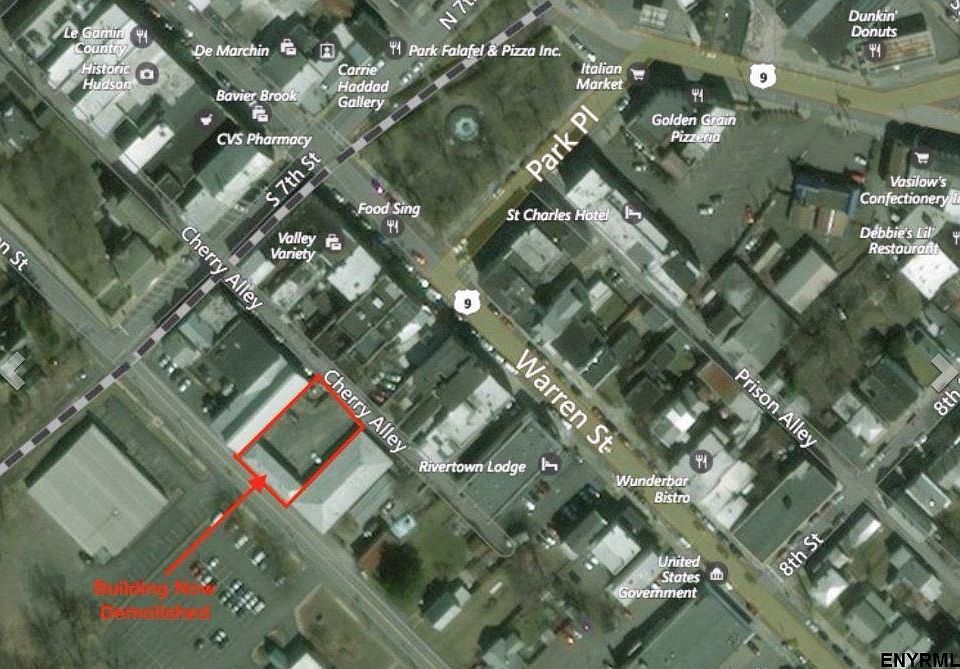 2nd image of 718-720 Union St