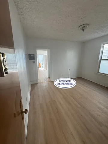 3 bed, $2,750 — Photo 2