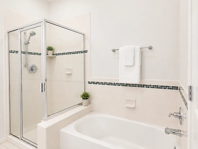 200 W Elm St #1219 — Photo 12