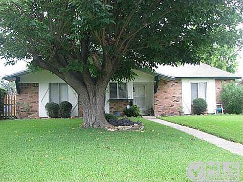 1st image of 2826 Saint George Dr