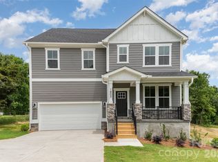 13109 Blacksmith Ct, Matthews, NC 28105