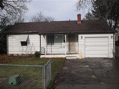 2nd image of 1904 Evergreen Ave