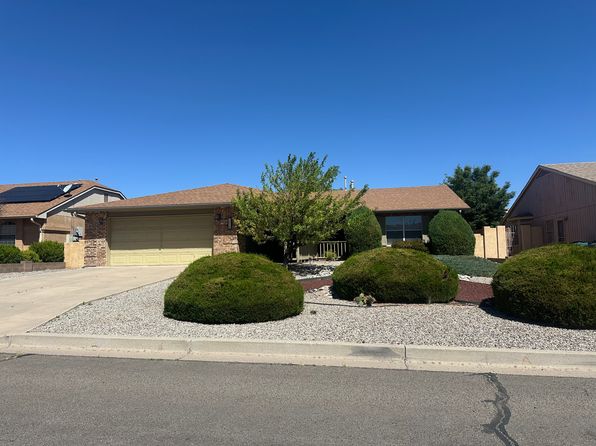 7213 Sunlight Peak Dr NE
