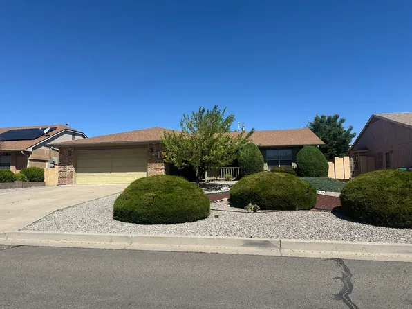 7213 Sunlight Peak Dr NE, Rio Rancho, NM 87144