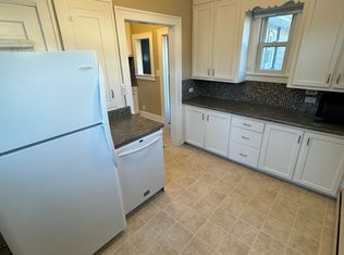 1405 12th St N, Fargo, ND 58102