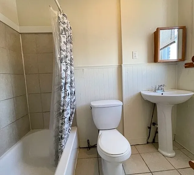 317 S 60th St #2 — Photo 8