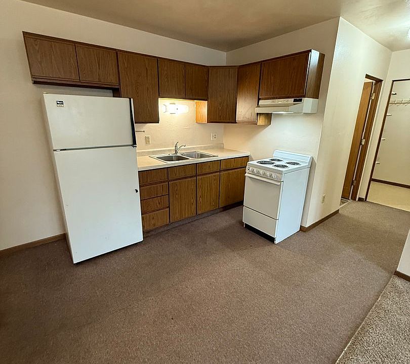 1st image of 1414 Gardenette Dr #2