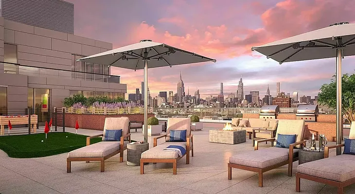 Rented by Manhattan Realty Group | media 9