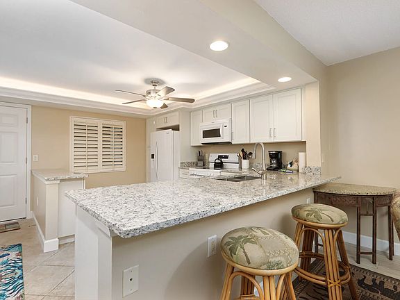 3rd image of 979 E Gulf Dr Unit 114