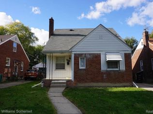 11685 Beaconsfield St, Grosse Pointe, MI 48224