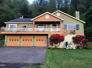3065 Yaquina Bay Rd, Newport, OR 97365