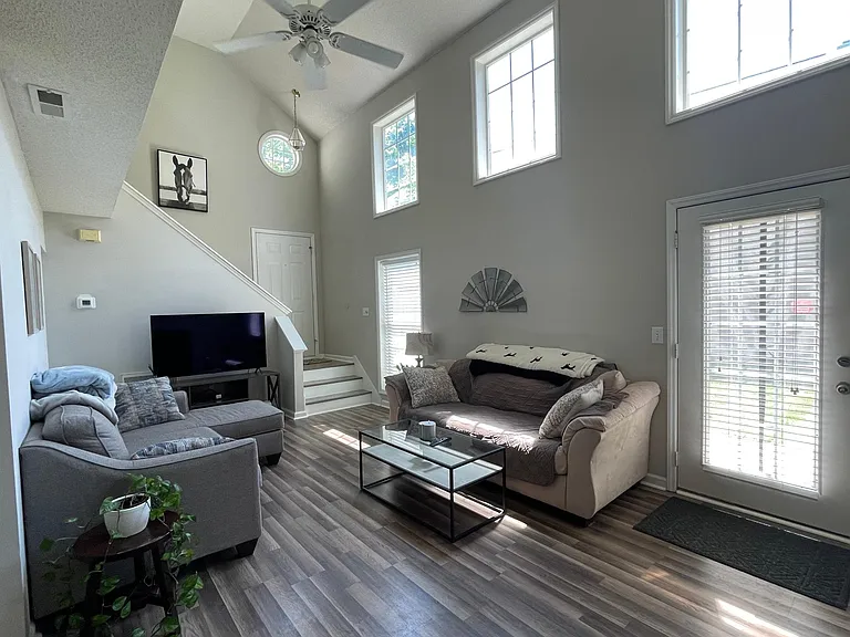 9015 Colony Village Ln — Photo 17