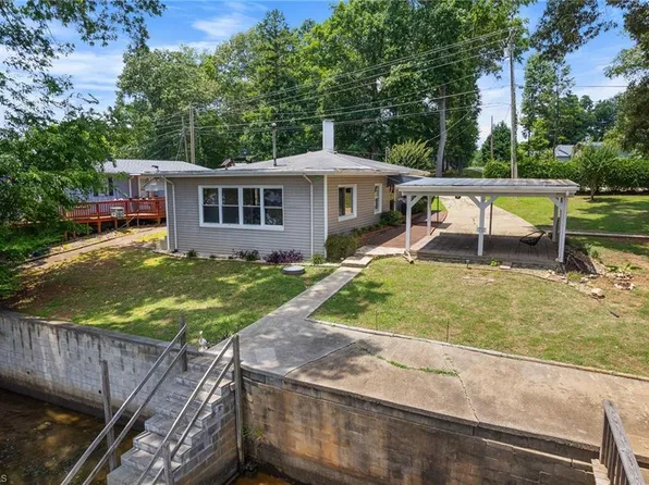 440 Lakeshore Dr, Lexington, NC 27292