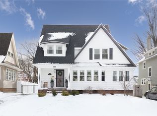 499 Hurstbourne Rd, Rochester, NY 14609