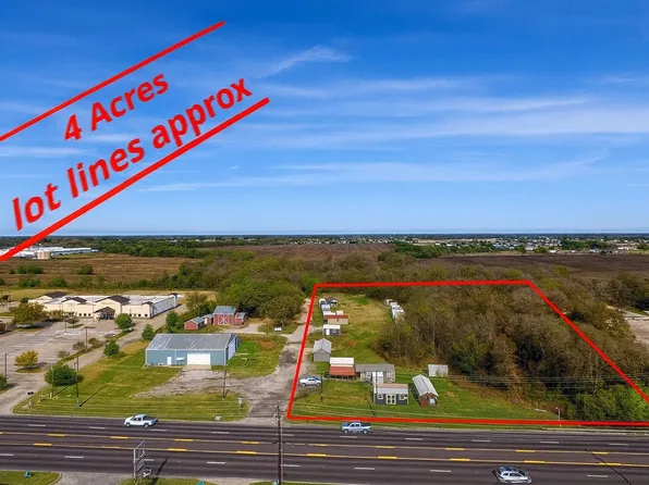 766 E Quinlan Pkwy, Quinlan, TX 75474