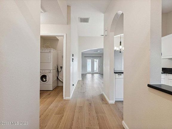 2nd image of 1030 Luminary Cir APT 106