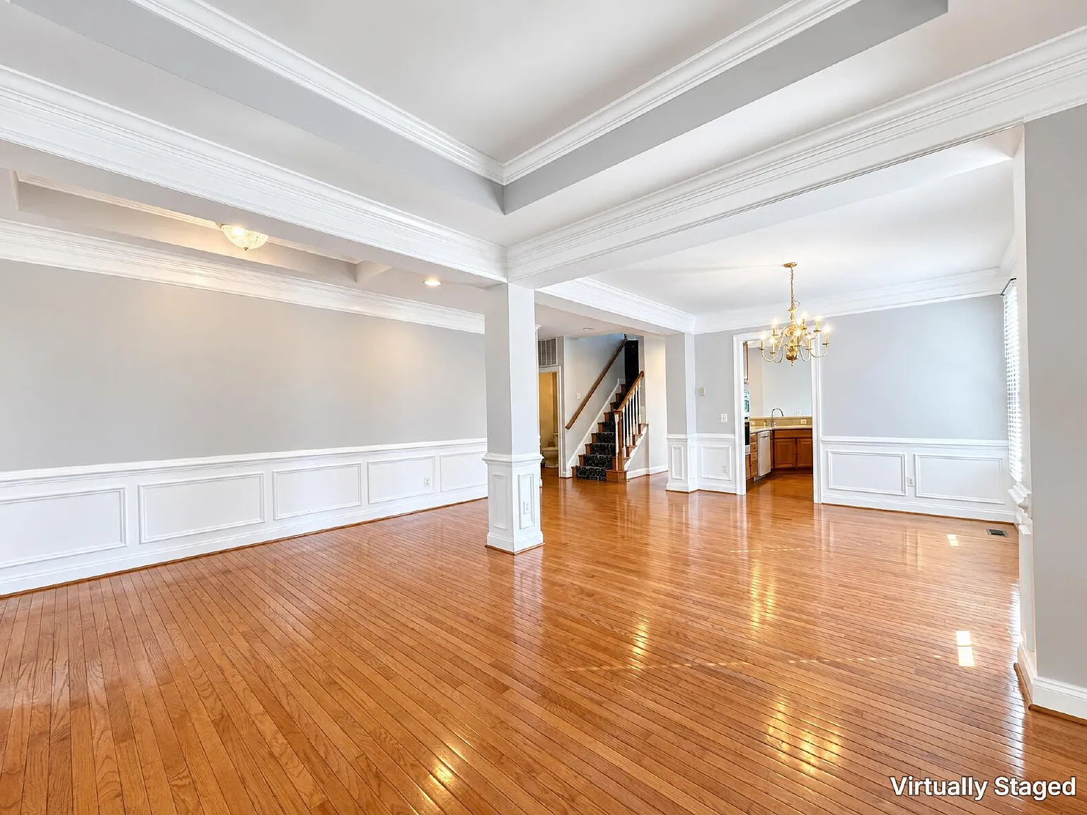 5 bed, 3.5 bath, 4480 sqft, $3,975 — Photo 3