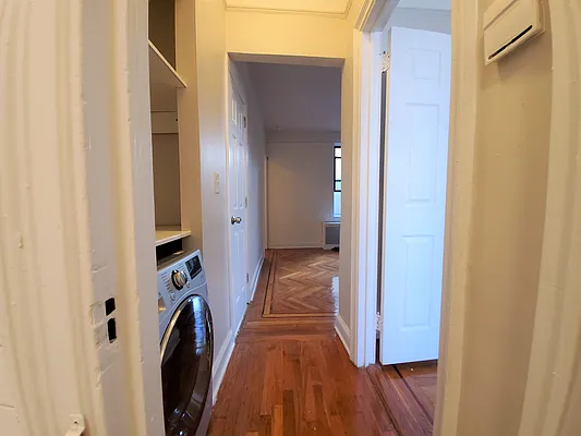 Rented by Living New York | media 37