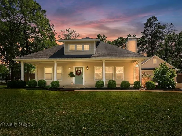 5608 Champions Dr, Lufkin, TX 75901