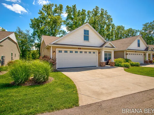 11494 S Lake Dr, Holland, MI 49424