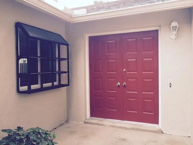3 bed, 2082 sqft, $2,750 — Photo 3