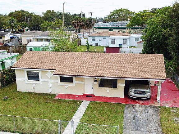 2nd image of 3282 NW 13th Street