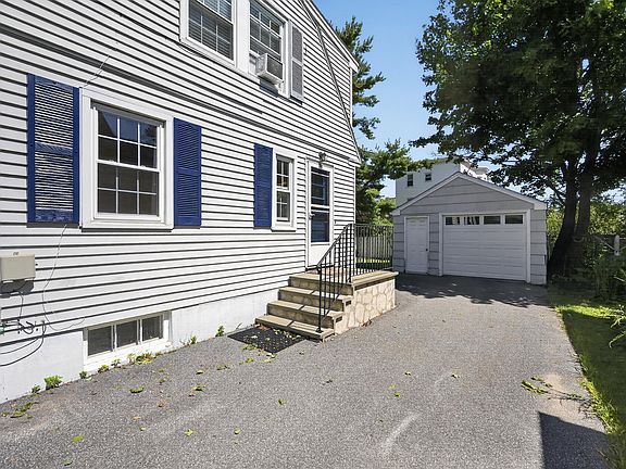 3rd image of 36 Churchill Road