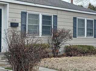 1610 Swift Blvd, Richland, WA