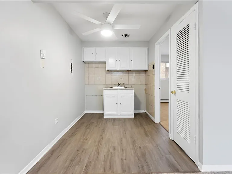 6256 W 64th Pl #202 — Photo 12
