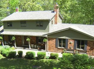 1661 Valley Rdg, Ortonville, MI 48462
