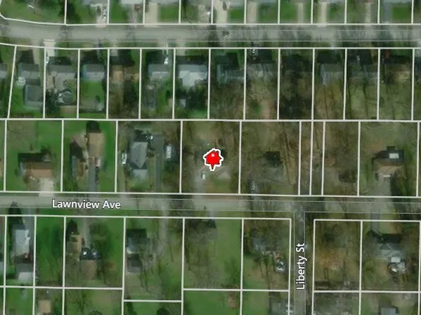 75 Lawnview Ave, Niles, OH 44446