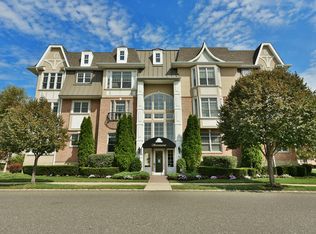 1103 Roosevelt Way, Westbury, NY 11590