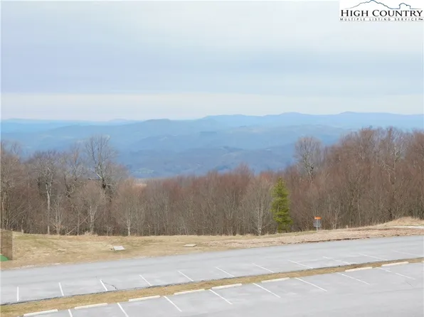 301 Pinnacle Inn Road #3310, Beech Mountain, NC 28604
