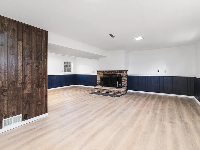 919 Forest Dr — Photo 12