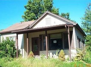 2042 S Beechgrove Rd, Wilmington, OH 45177