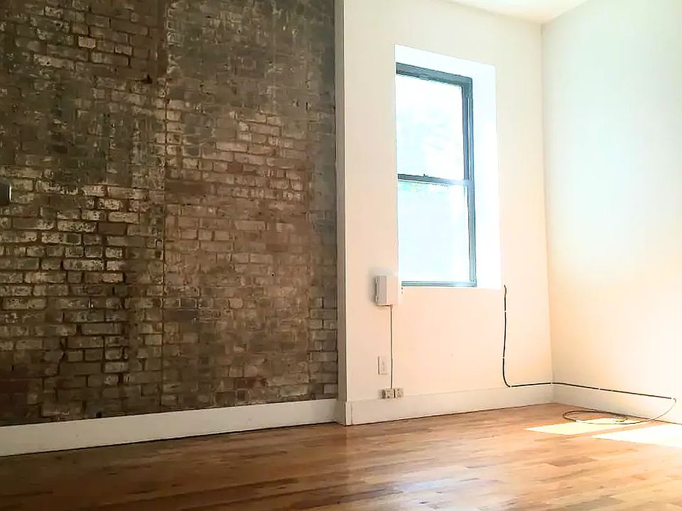 2nd image of 393 Greene Ave APT 5