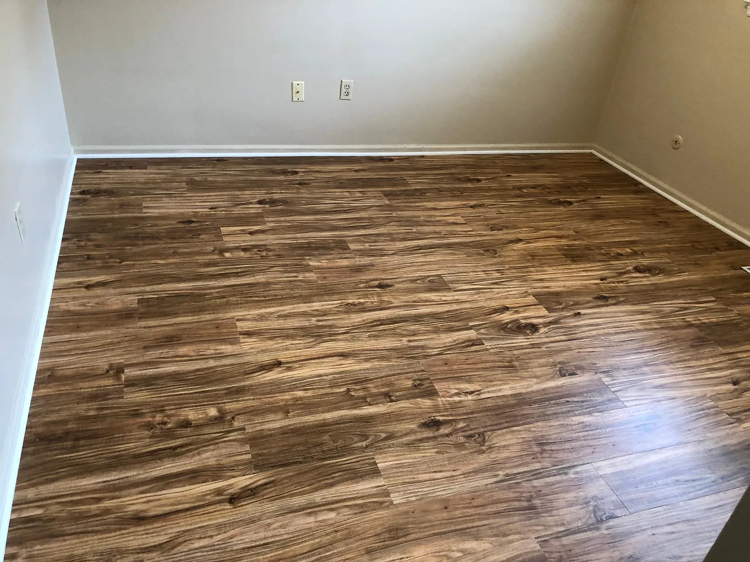 527 Virginia Ave — Photo 4
