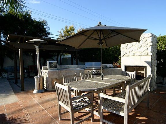 Built In BBQ, Outdoor Fireplace